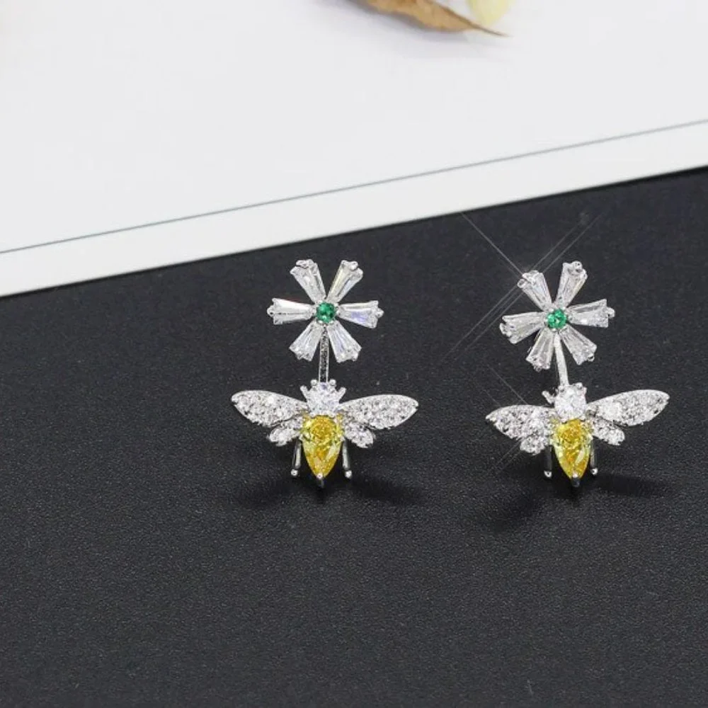 Honey bee earrings - Picture 3 of 4